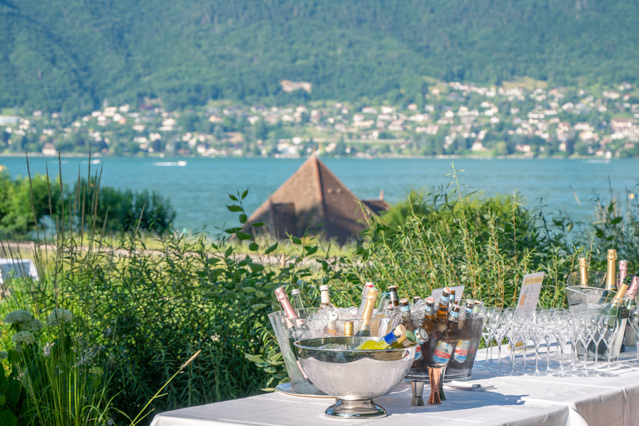 black-bass-evenementiel-terrasse-vue-lac